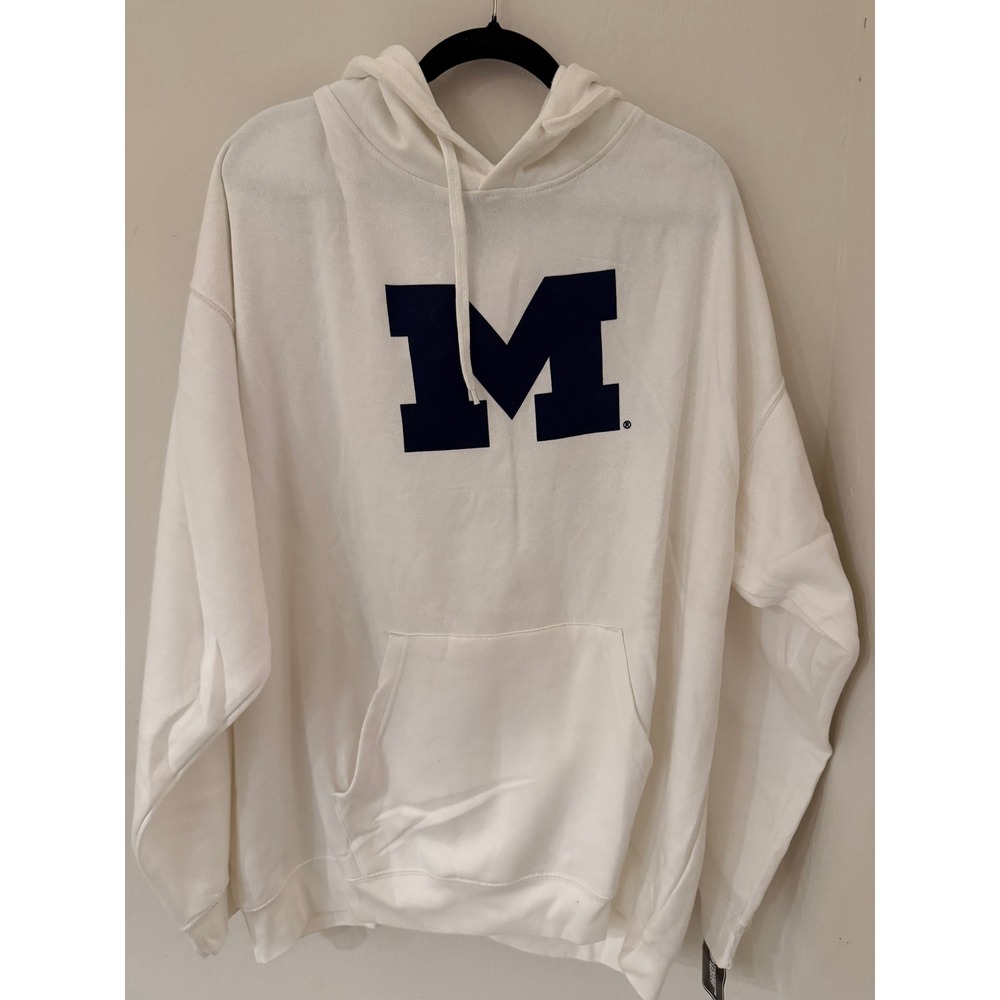 Men's Gen2 Michigan Wolverines Hoodie M Logo Sweatshirt Hoodie Size 2XL NWT